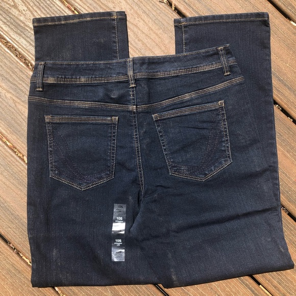 💜 Classic Straight Leg Jeans - Short 💜 - Picture 4 of 11